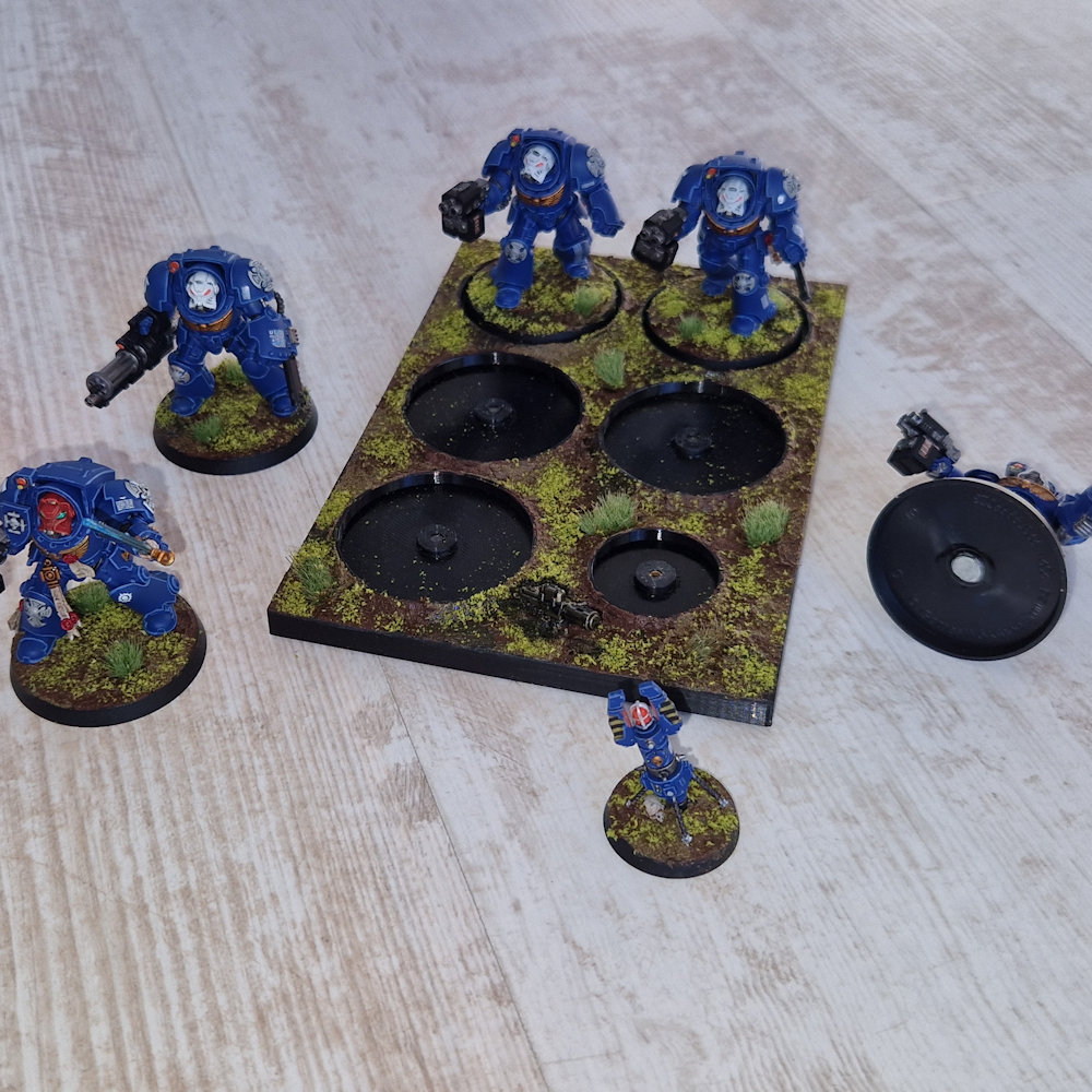 Magnetische Besfestigung der Einheiten auf der Baseplate